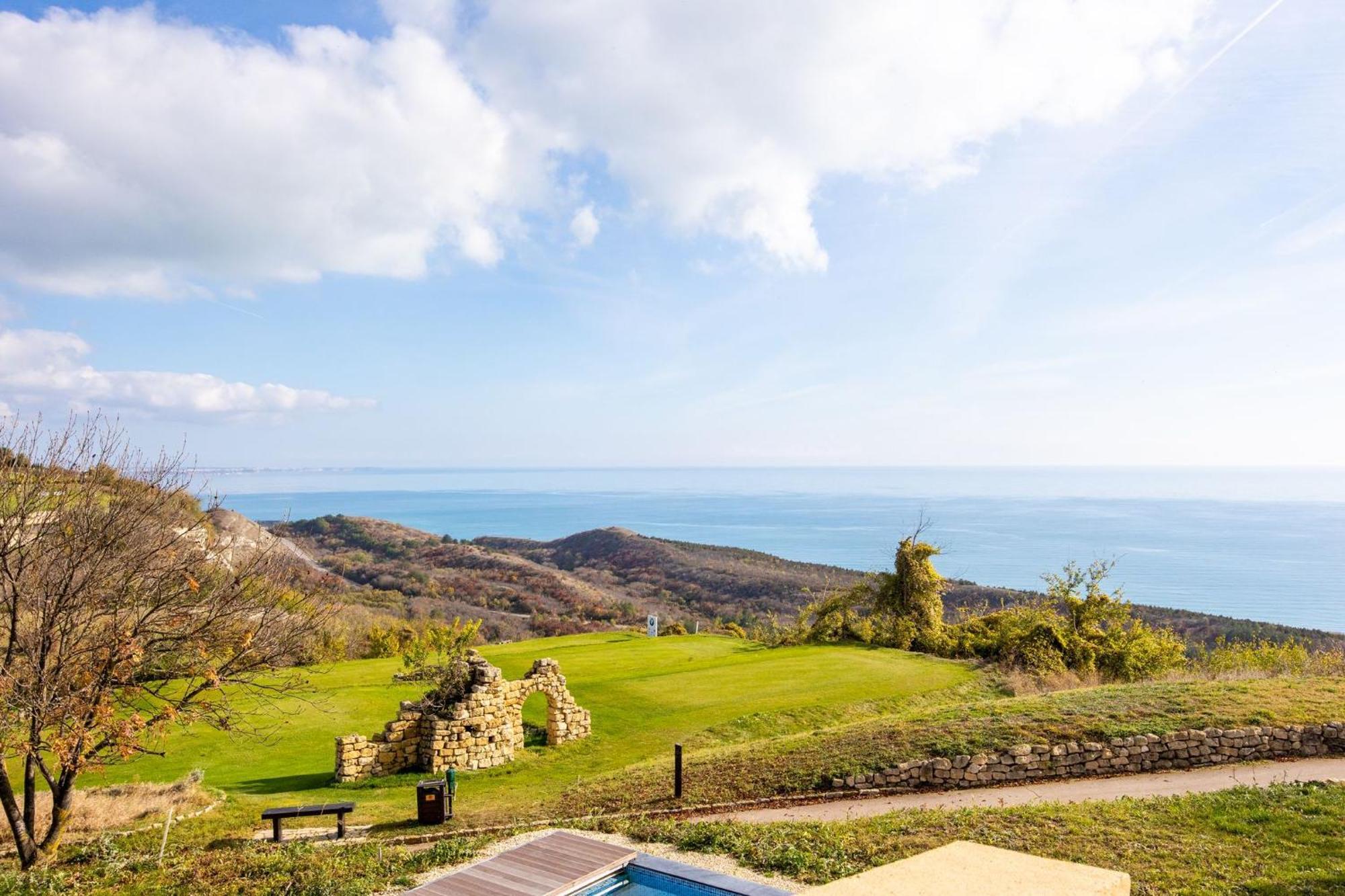 Blacksearama Golf & Villas Balchik Eksteriør billede