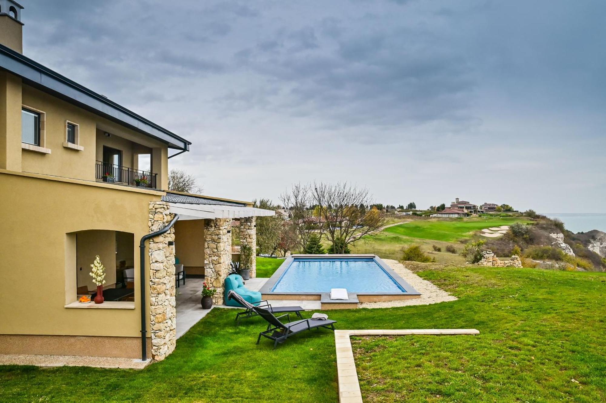 Blacksearama Golf & Villas Balchik Eksteriør billede