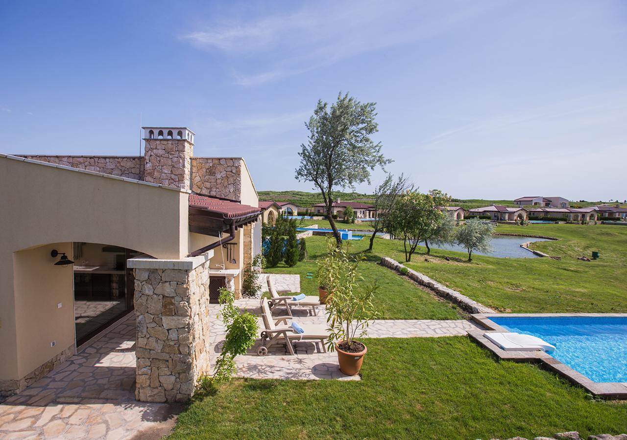 Blacksearama Golf & Villas Balchik Eksteriør billede